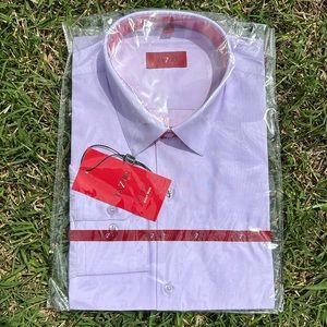 Tazzio Dress Shirt.  Lavender, notch lapel, slim fit Neck-16-16.5. Sleeve 32.33